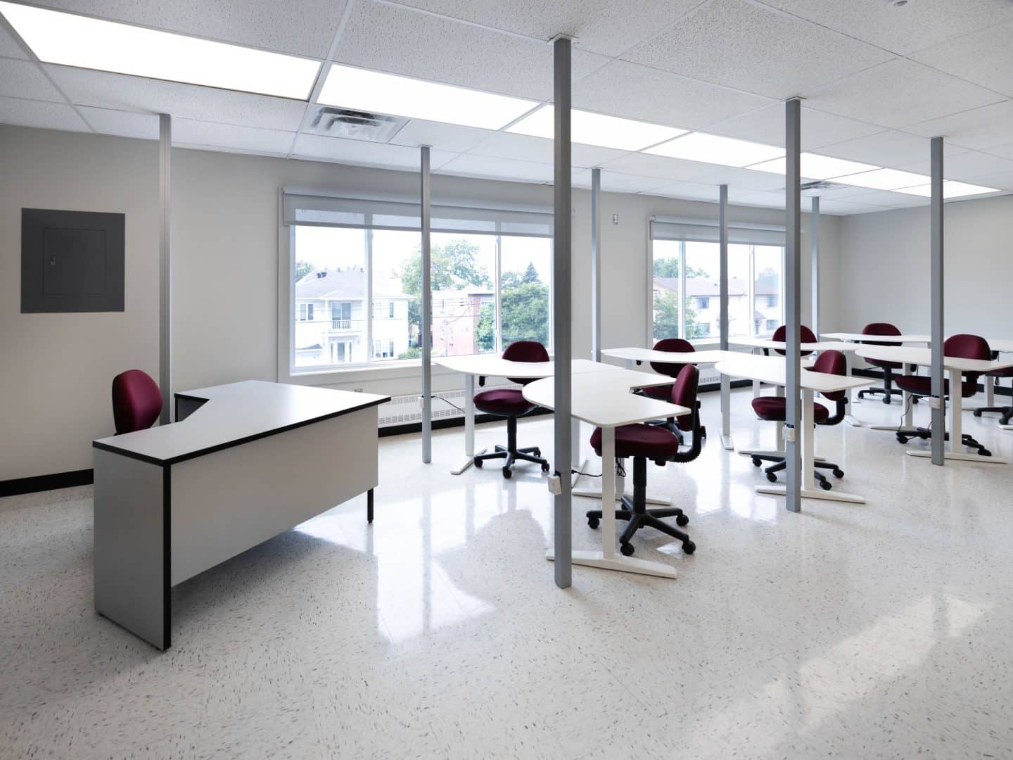 École modulaire ,vu d'une classe , créer par la compagnie AMB